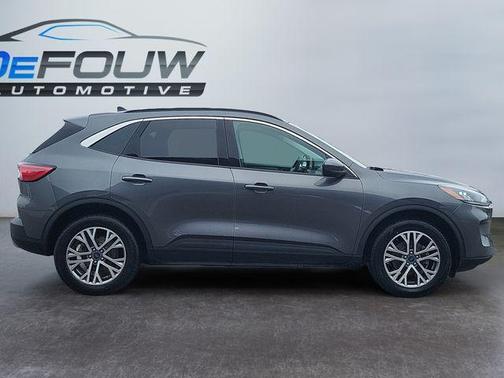 2021 Ford Escape SEL