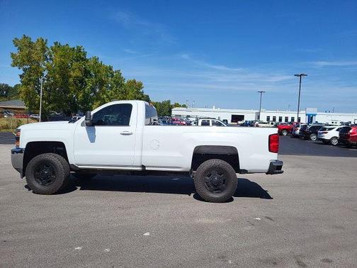 2017 Chevrolet Silverado 2500 LT