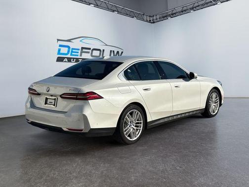 2025 BMW 540 xDrive