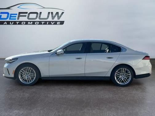 2025 BMW 540 xDrive