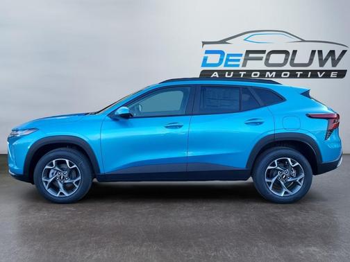 Marina Blue Metallic 2026 Chevrolet Trax LT