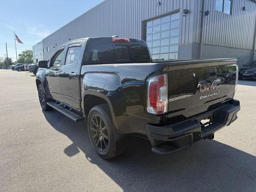 Onyx Black 2022 GMC Canyon Denali