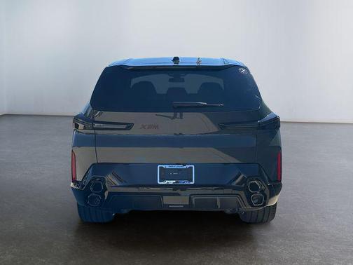 2026 BMW XM Label