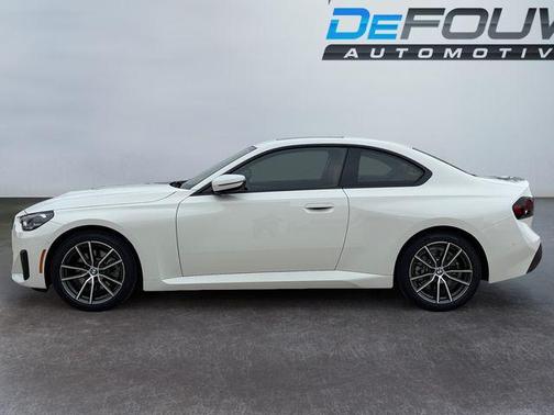 2025 BMW 230 i xDrive