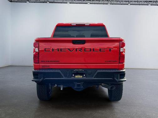 2026 Chevrolet Silverado 2500 Custom