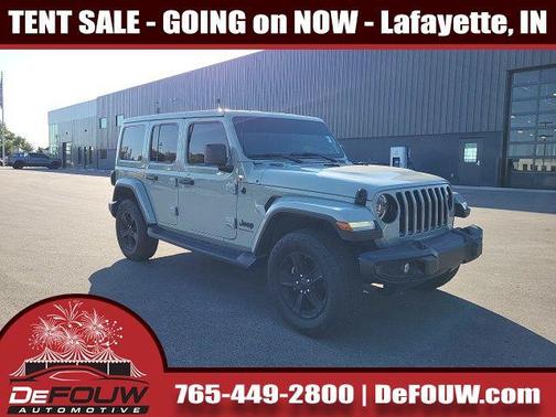 2023 Jeep Wrangler 4-Door Sahara Altitude 4x4