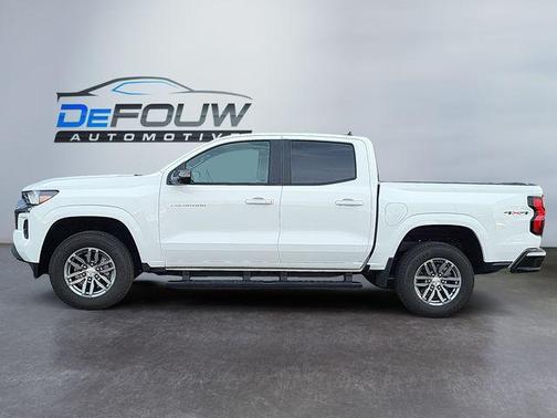 2024 Chevrolet Colorado LT