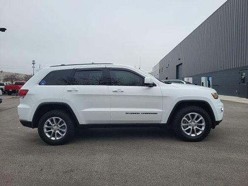 2022 Jeep Grand Cherokee Laredo