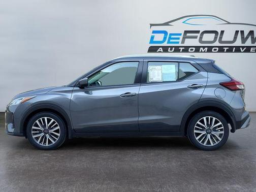 2022 Nissan Kicks SV