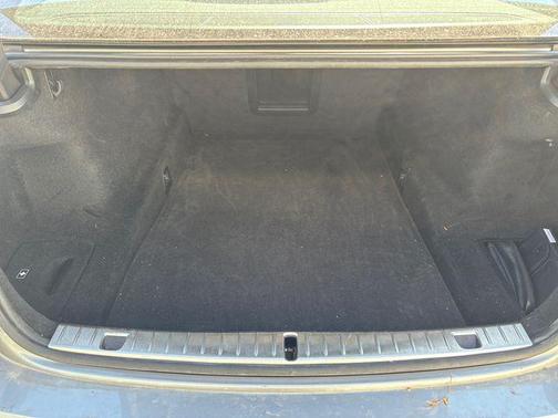 2021 BMW 750 i xDrive