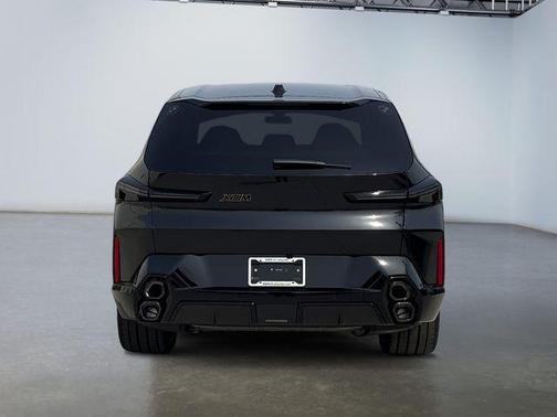 2025 BMW XM Base