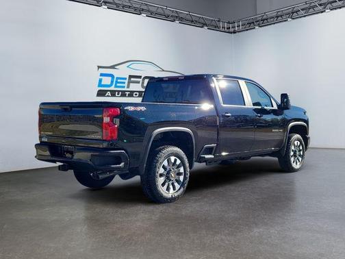 2026 Chevrolet Silverado 2500 Custom