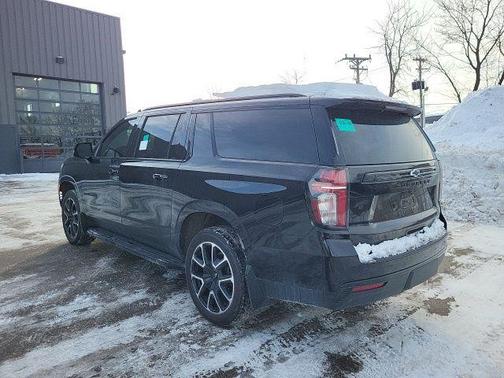 2024 Chevrolet Suburban RST