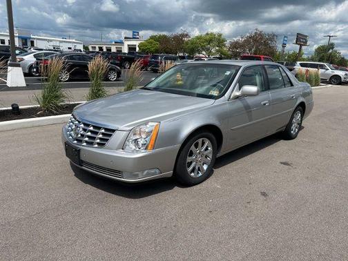 2008 Cadillac DTS Base