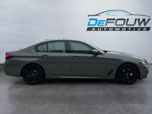 2021 BMW 530 xDrive