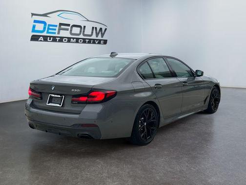 2021 BMW 530 xDrive