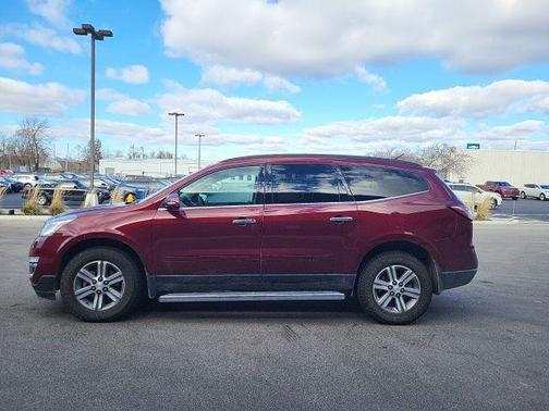 2017 Chevrolet Traverse 2LT