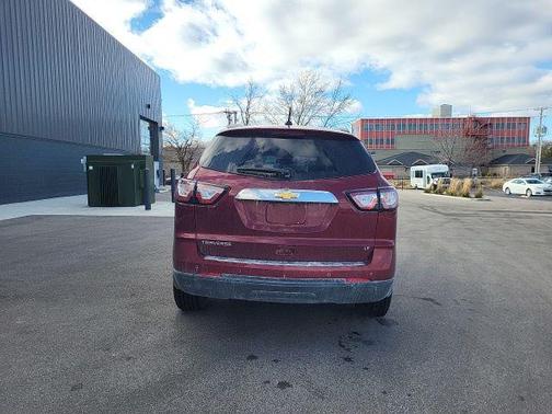 2017 Chevrolet Traverse 2LT