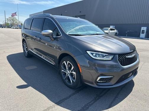 2021 Chrysler Pacifica L