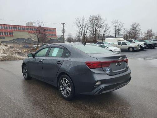 2023 Kia Forte LXS