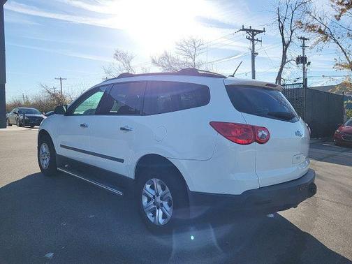 2012 Chevrolet Traverse LS