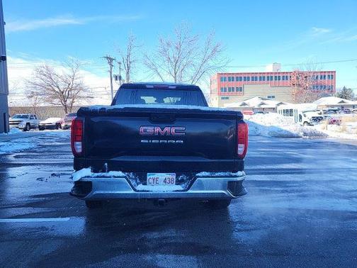 2024 GMC Sierra 1500 Pro