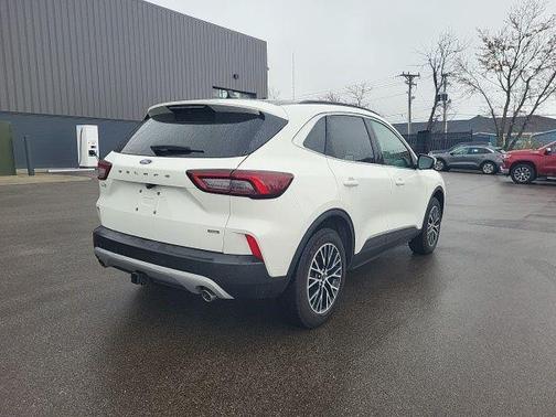 2024 Ford Escape PHEV SE
