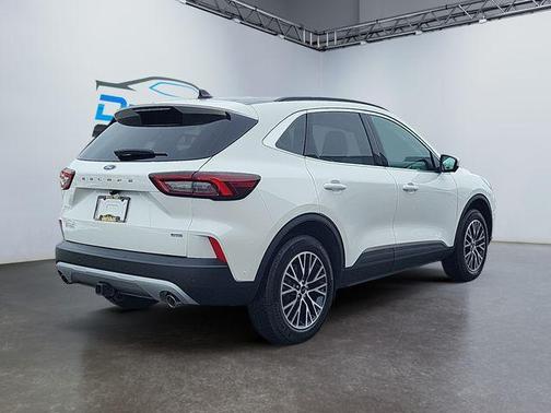 2024 Ford Escape PHEV SE