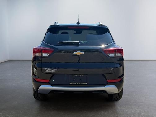 Mosaic Black Metallic 2023 Chevrolet Trailblazer LT