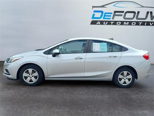 2018 Chevrolet Cruze LS