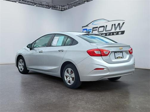 2018 Chevrolet Cruze LS