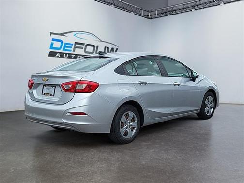 2018 Chevrolet Cruze LS