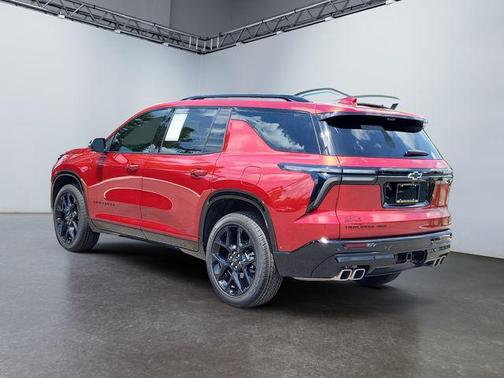 2025 Chevrolet Traverse RS