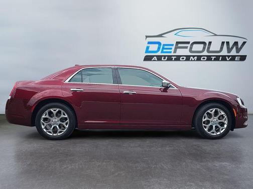 2017 Chrysler 300C Platinum