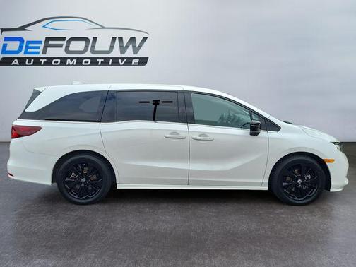 2023 Honda Odyssey Sport
