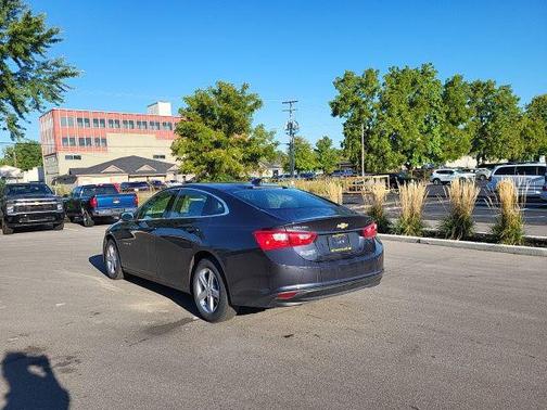 2022 Chevrolet Malibu 1LS