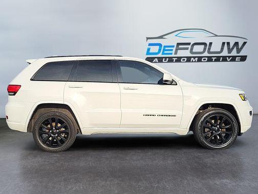2021 Jeep Grand Cherokee Laredo