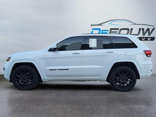 2021 Jeep Grand Cherokee Laredo