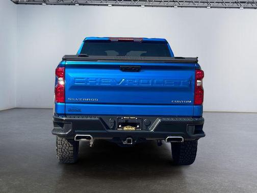 2022 Chevrolet Silverado 1500 Custom Trail Boss