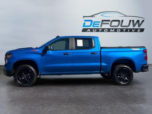 2022 Chevrolet Silverado 1500 Custom Trail Boss