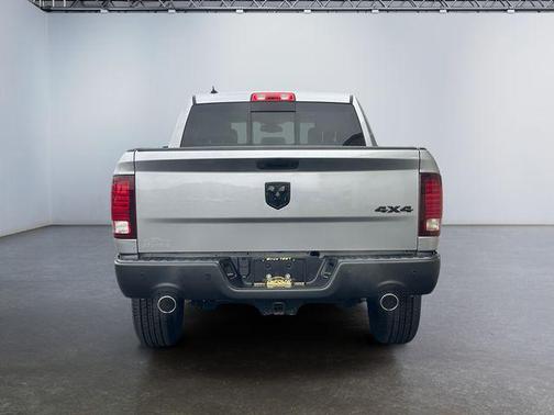 2020 RAM 1500 Classic SLT