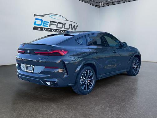 2026 BMW X6 xDrive40i