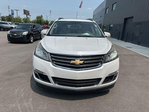 2017 Chevrolet Traverse 2LT