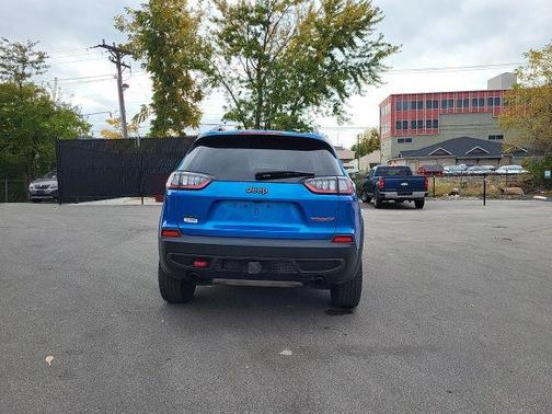 2022 Jeep Cherokee Trailhawk