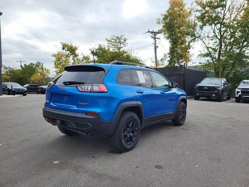 2022 Jeep Cherokee Trailhawk