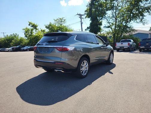 2023 Buick Enclave Premium AWD