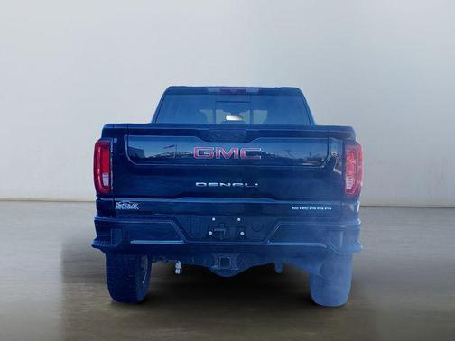 2022 GMC Sierra 2500 Denali