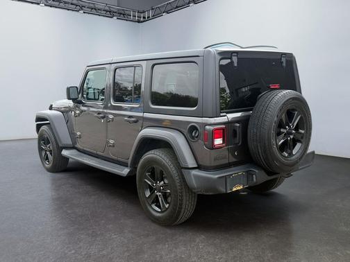 Granite Crystal Metallic Clearcoat 2020 Jeep Wrangler Unlimited Sport Altitude