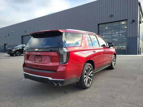 2025 Chevrolet Tahoe 4WD High Country