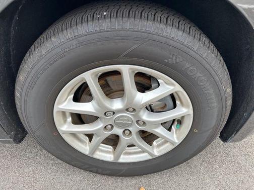 2020 Chrysler Voyager LX